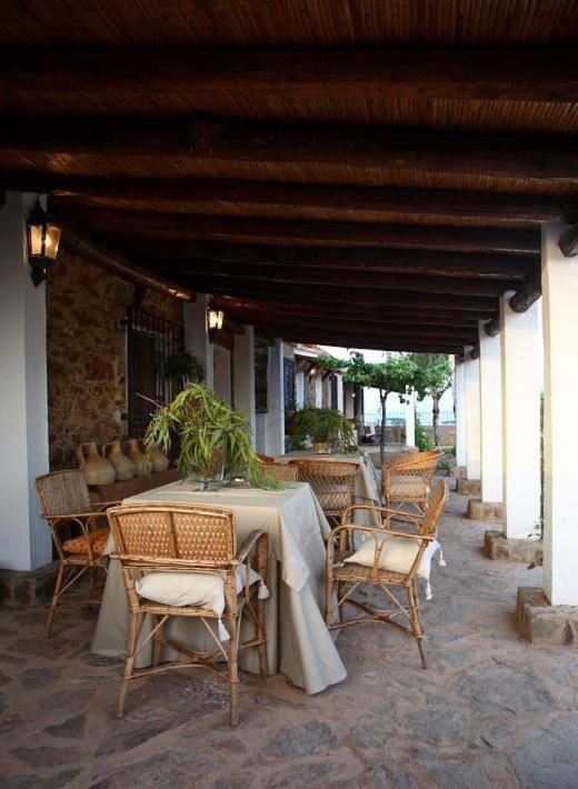 Hotel El Anadio Vilches Esterno foto